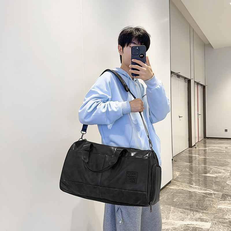 Men's Large Capacity Leather Fitness Single Shoulder Bag
