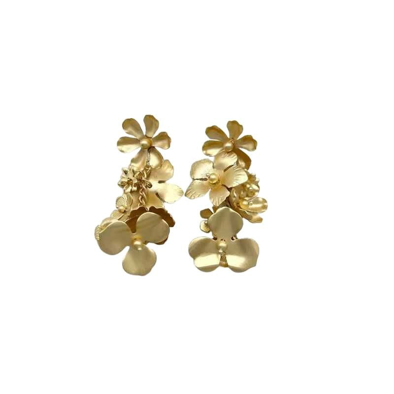 Retro Gold Exaggerated Flower Ear Clips, High-end and Elegant Earrings, Elegant and Noble Earrings Without Ear Holes