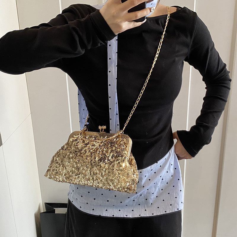 Fashionable Sequined Shell, Unique and Shiny, Elegant and Stylish Chain, Casual Hand-held Crossbody Bag