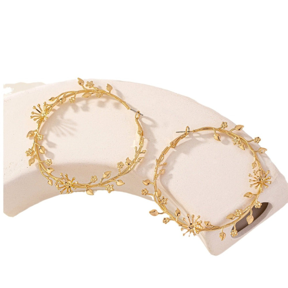 Oversized Earrings, Exaggerated Flowers, Branches and Leaves, Large Golden Rings, Sweet, Cool, Fashionable and Elegant Earrings